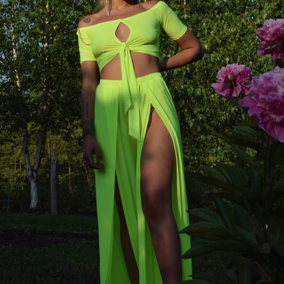‼️ Neon Yellow Split Leg Maxi Pants Crop Top Set - Picture 6 of 8